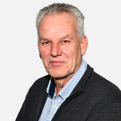 27. Adrie van den Einden