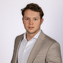 Axel van den Biggelaar