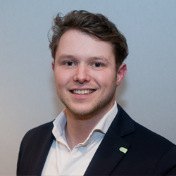 7. Axel van den Biggelaar